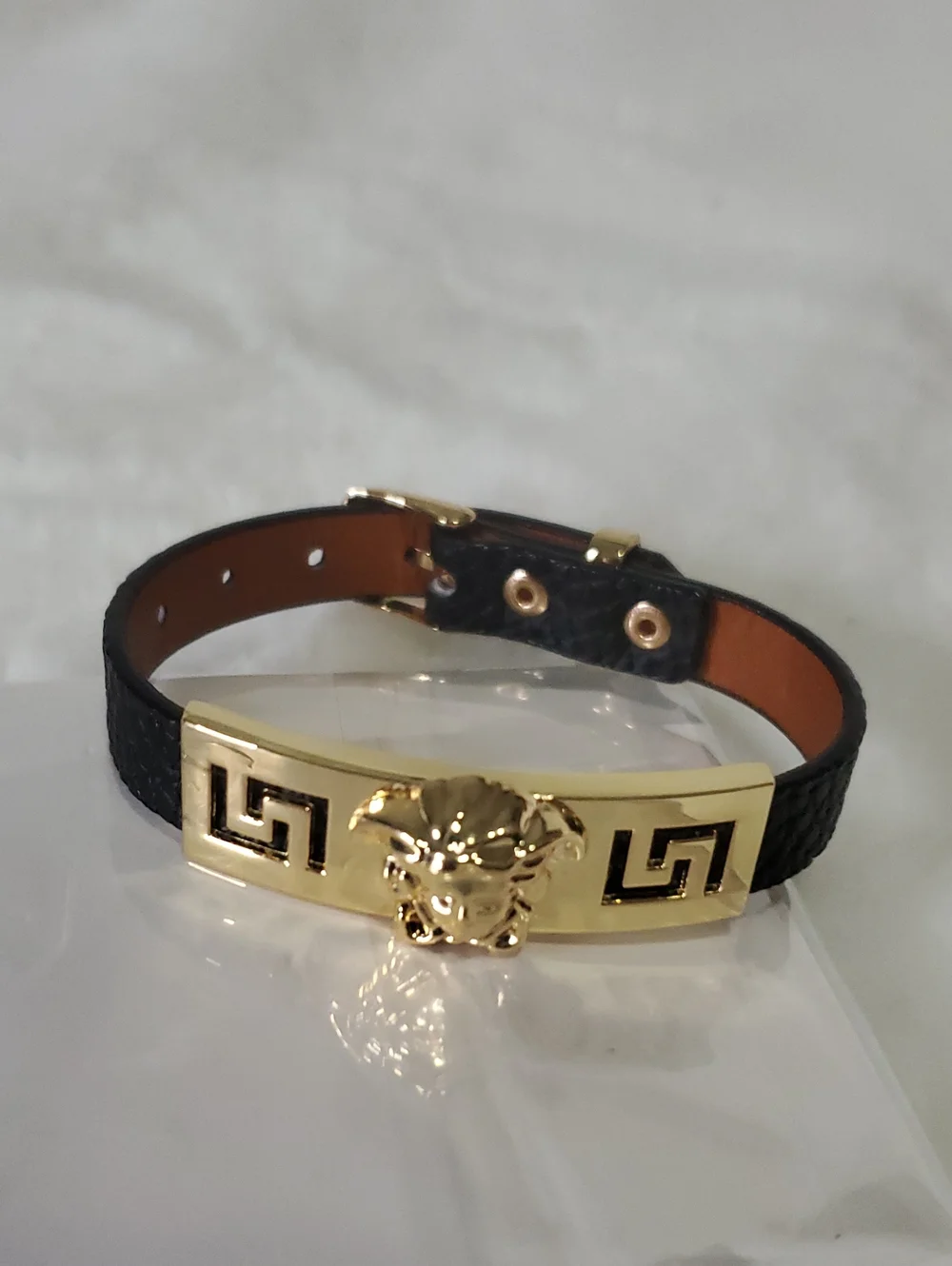 Fashion Jewelry Gold-Plate Black Medusa Bracelet